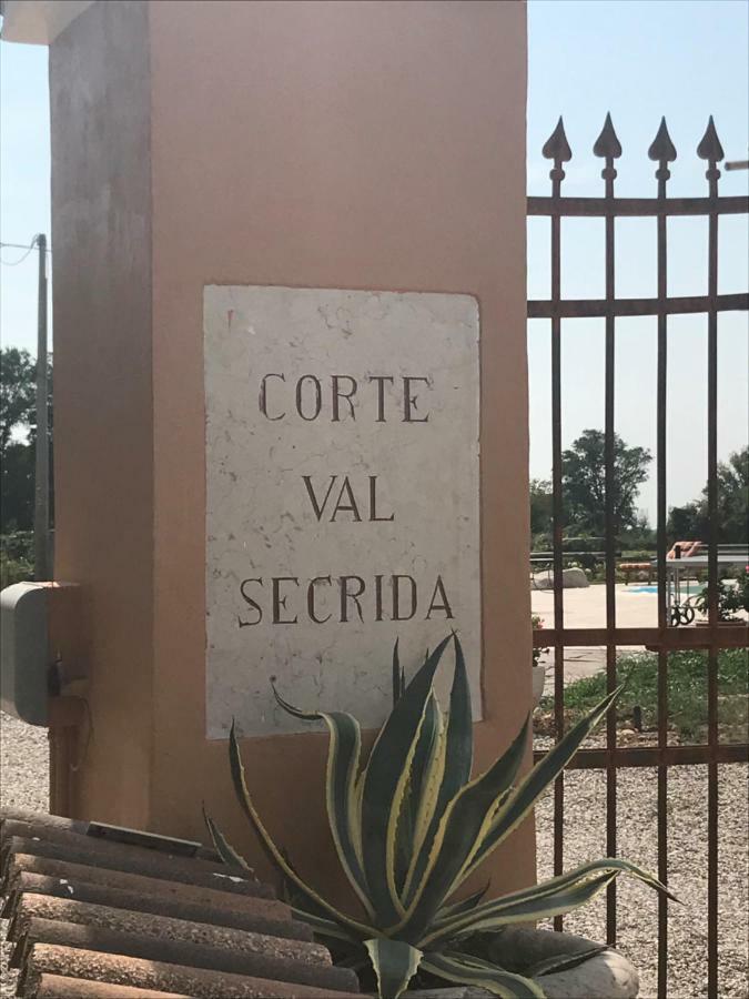 Valle Segreta Valeggio sul Mincio Esterno foto