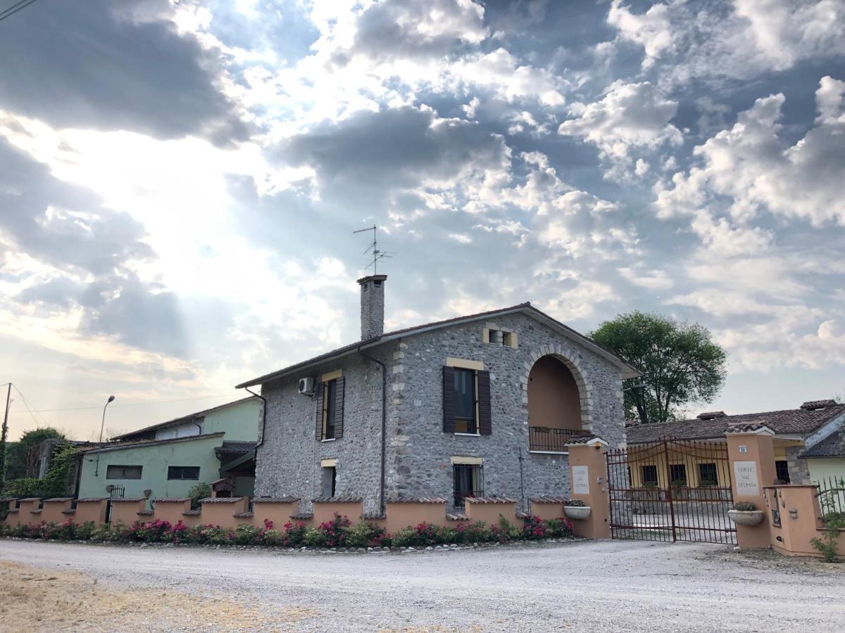 Valle Segreta Valeggio sul Mincio Esterno foto